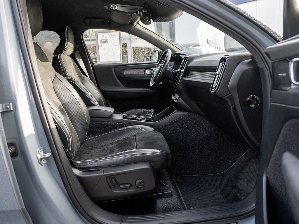 Volvo XC40 2021