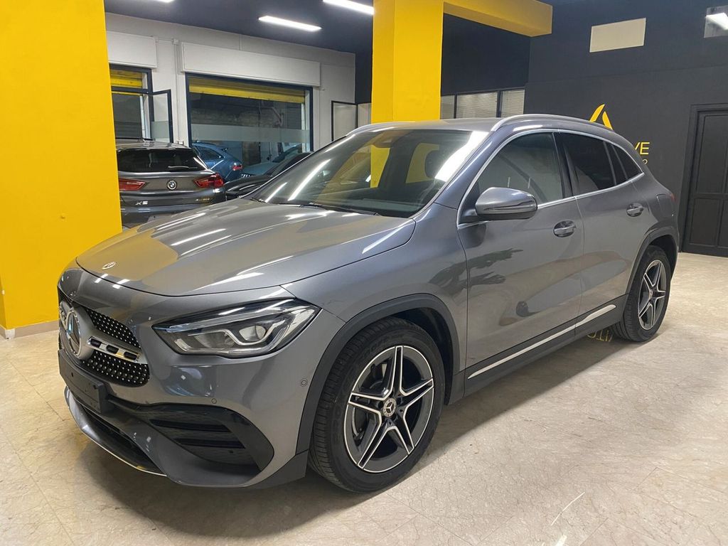 Mercedes-Benz GLA 200 2020
