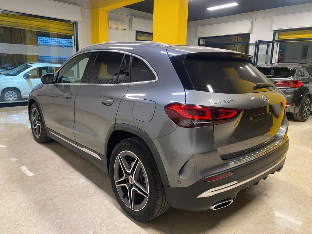 Mercedes-Benz GLA 200 2020