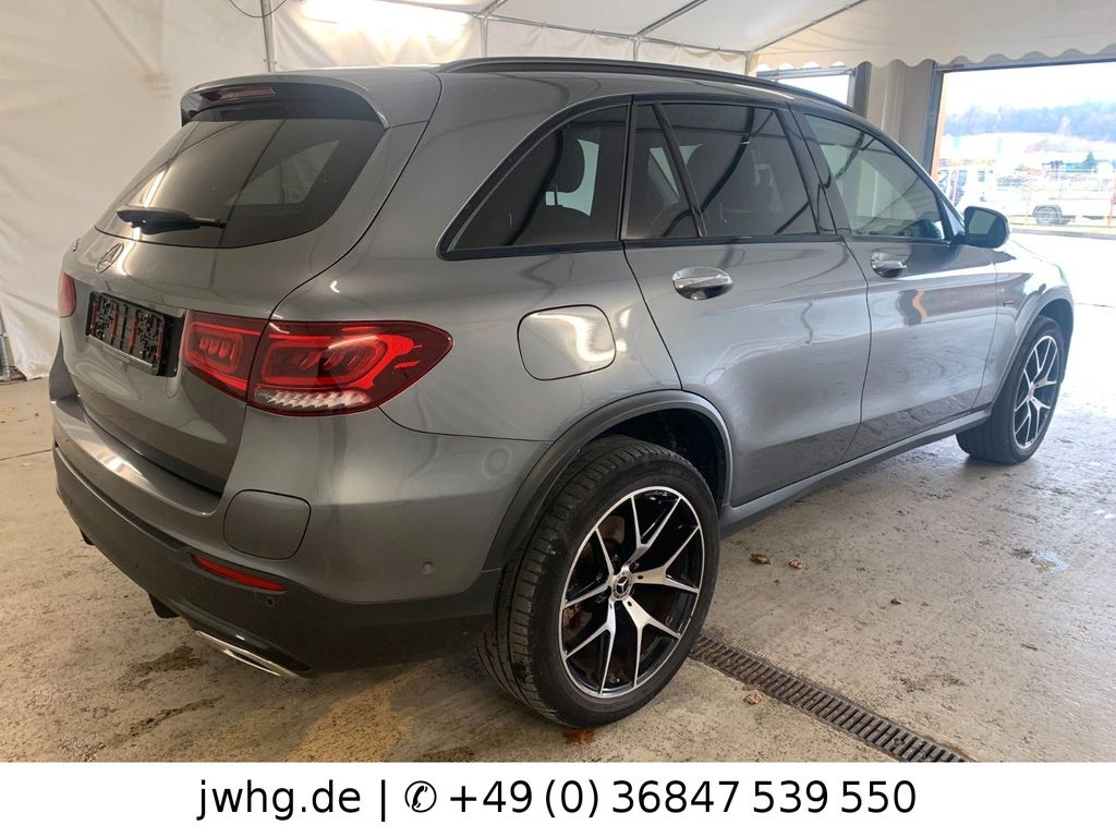Mercedes-Benz GLC 300 2021