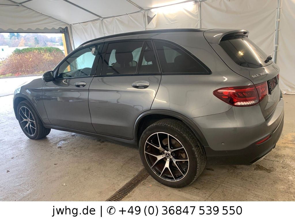 Mercedes-Benz GLC 300 2021