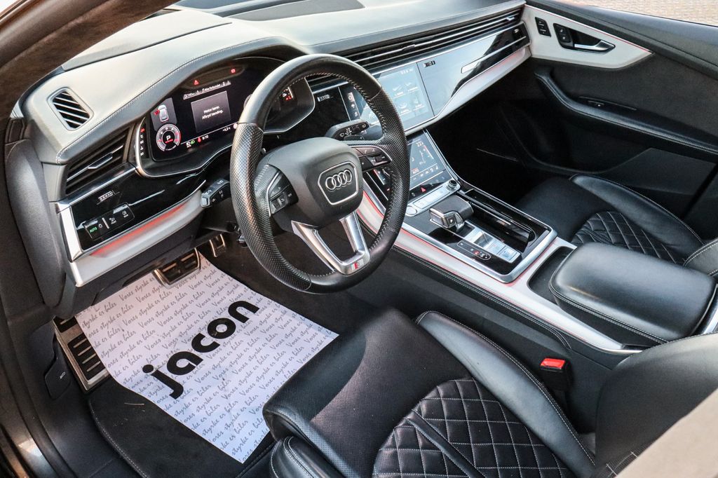 Audi Q8 2019