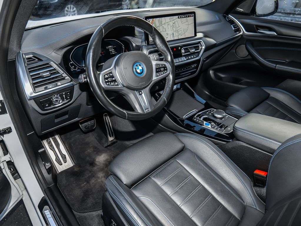 BMW iX3 2024
