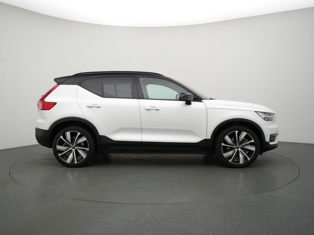 Volvo XC40 2021