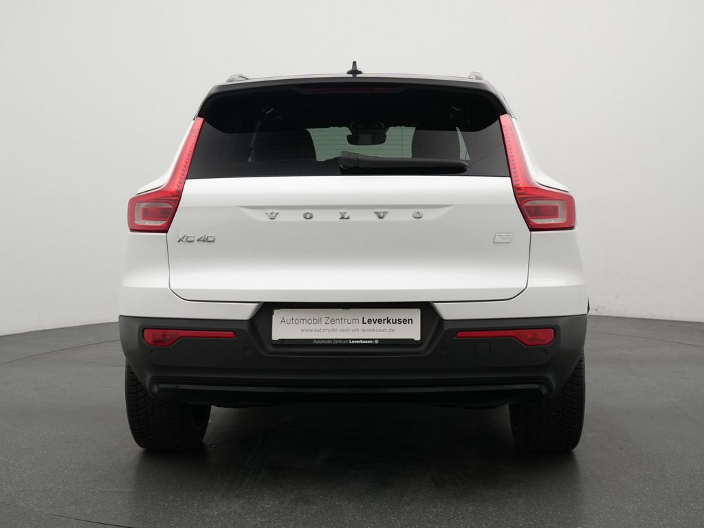 Volvo XC40 2021
