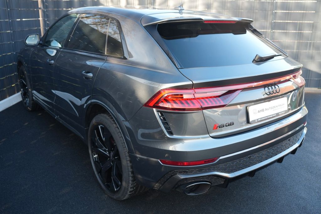 Audi RSQ8 2024