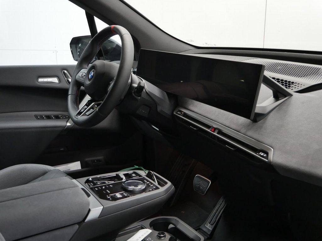 BMW iX 2025