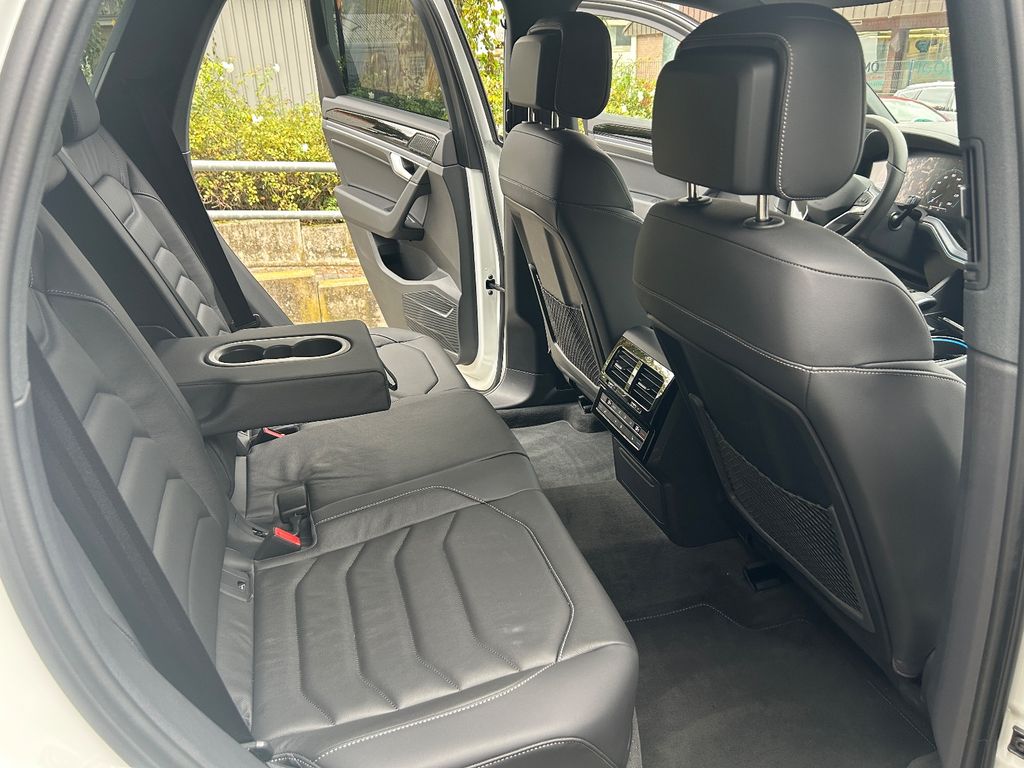 Volkswagen Touareg 2025