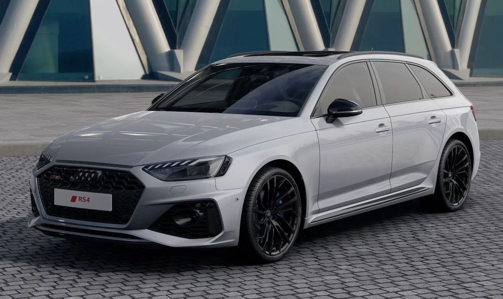 Audi RS4 2022