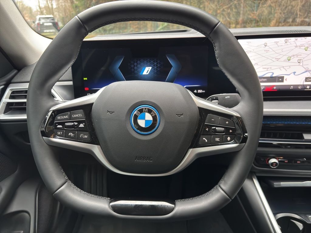 BMW i4 2024