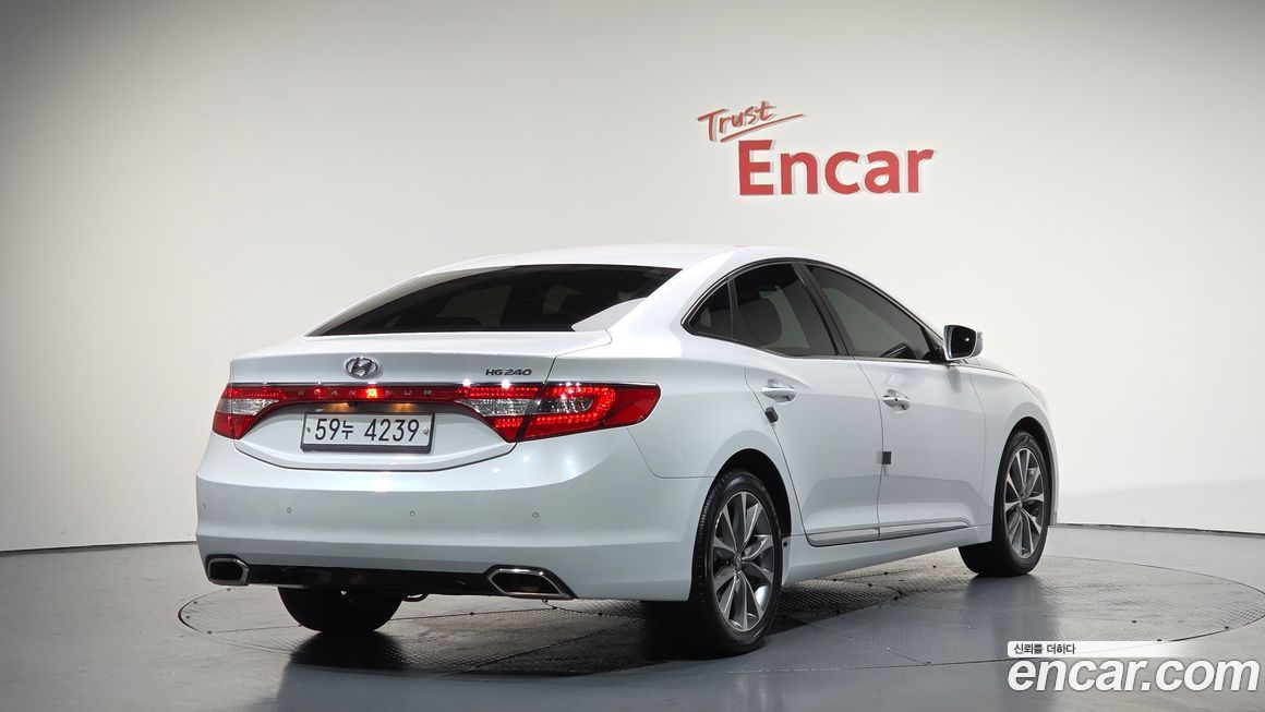 Hyundai Grandeur 2015