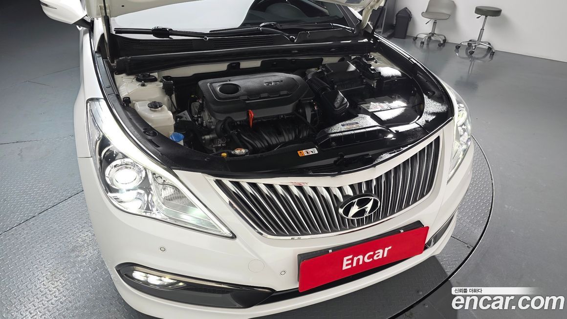 Hyundai Grandeur 2015