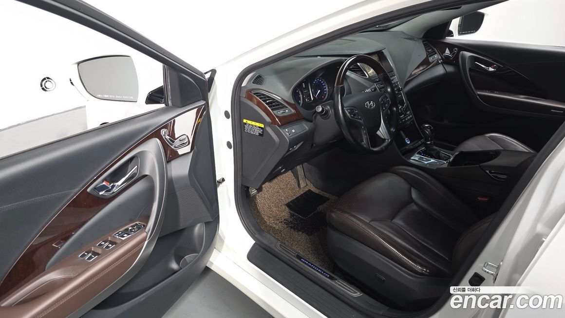 Hyundai Grandeur 2015