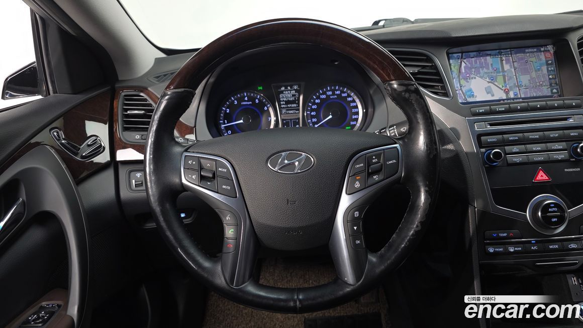 Hyundai Grandeur 2015