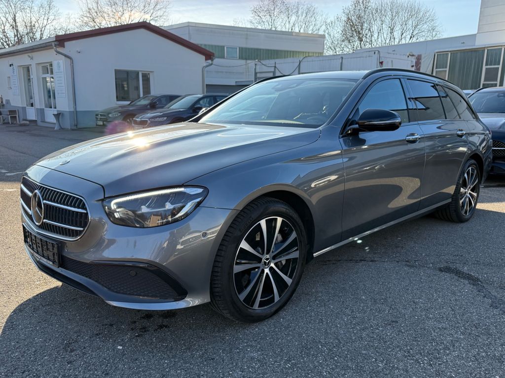 Mercedes-Benz E 300 2022