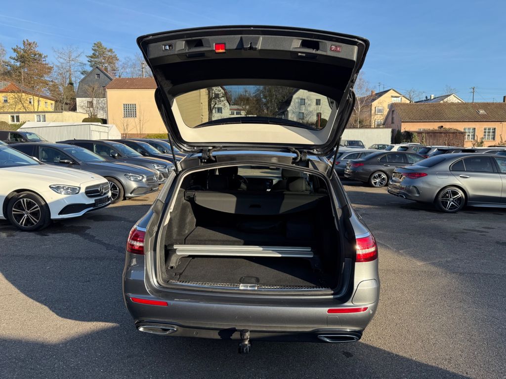 Mercedes-Benz E 300 2022