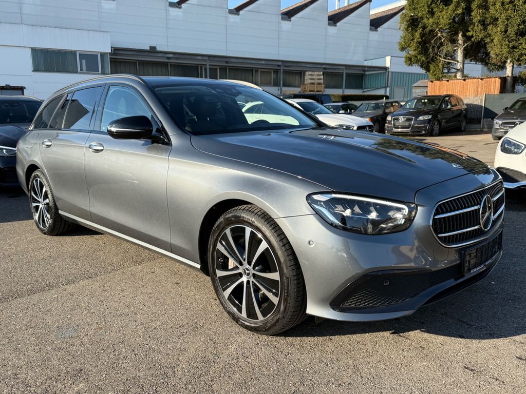 Mercedes-Benz E 300 2022