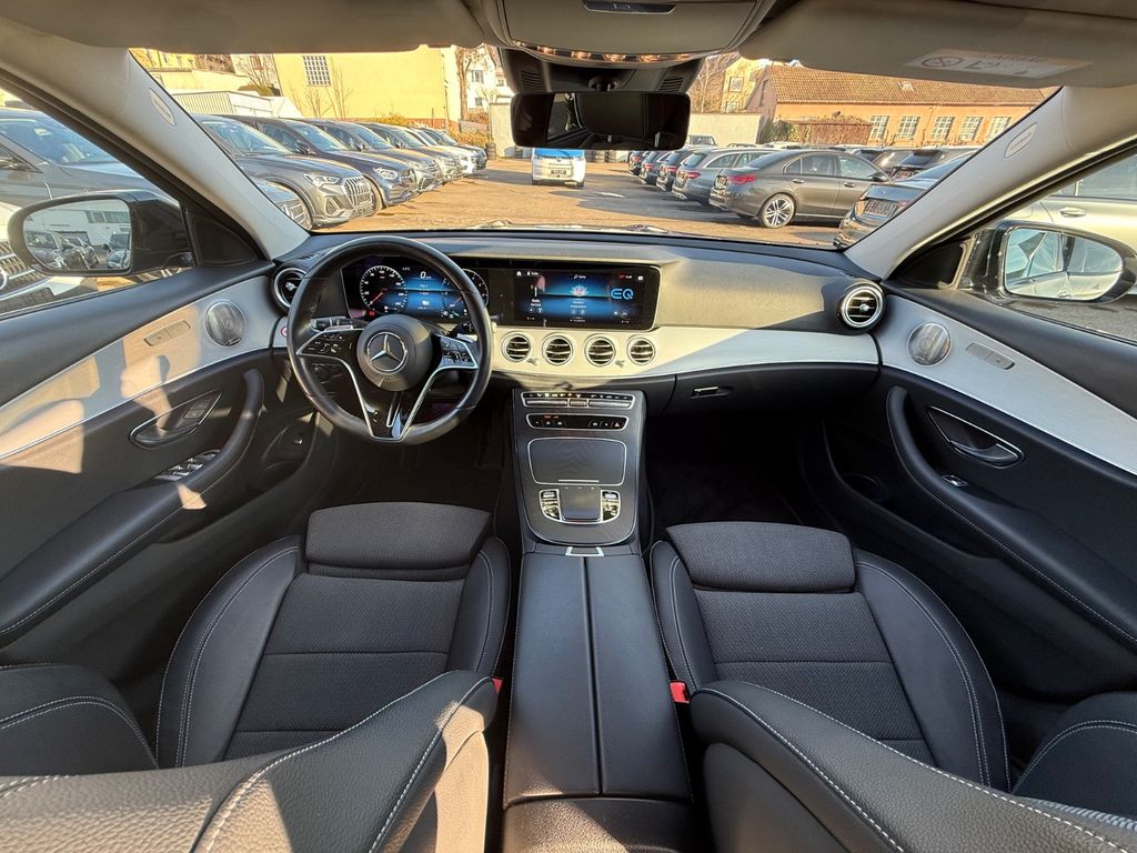 Mercedes-Benz E 300 2022