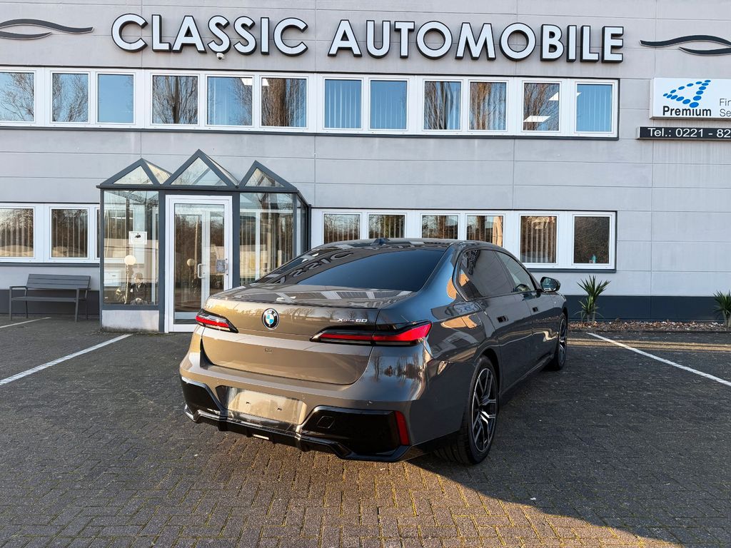BMW i7 2024