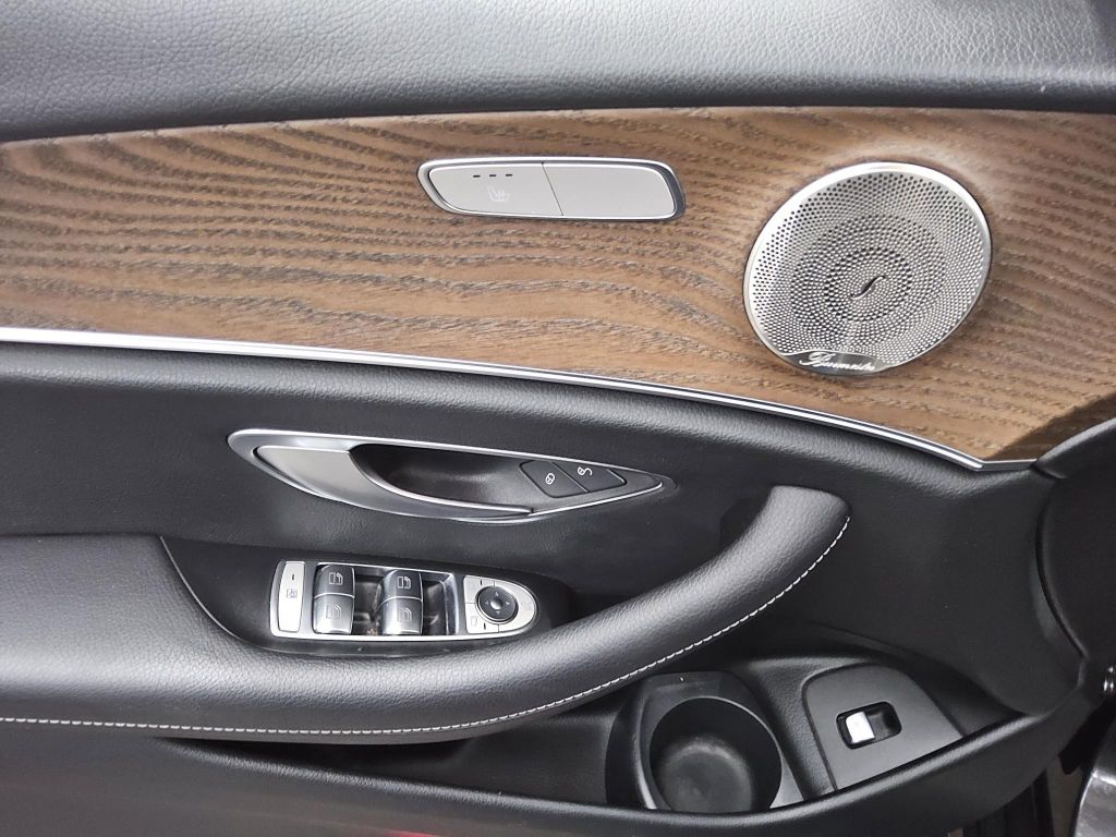 Mercedes-Benz E 300 2021