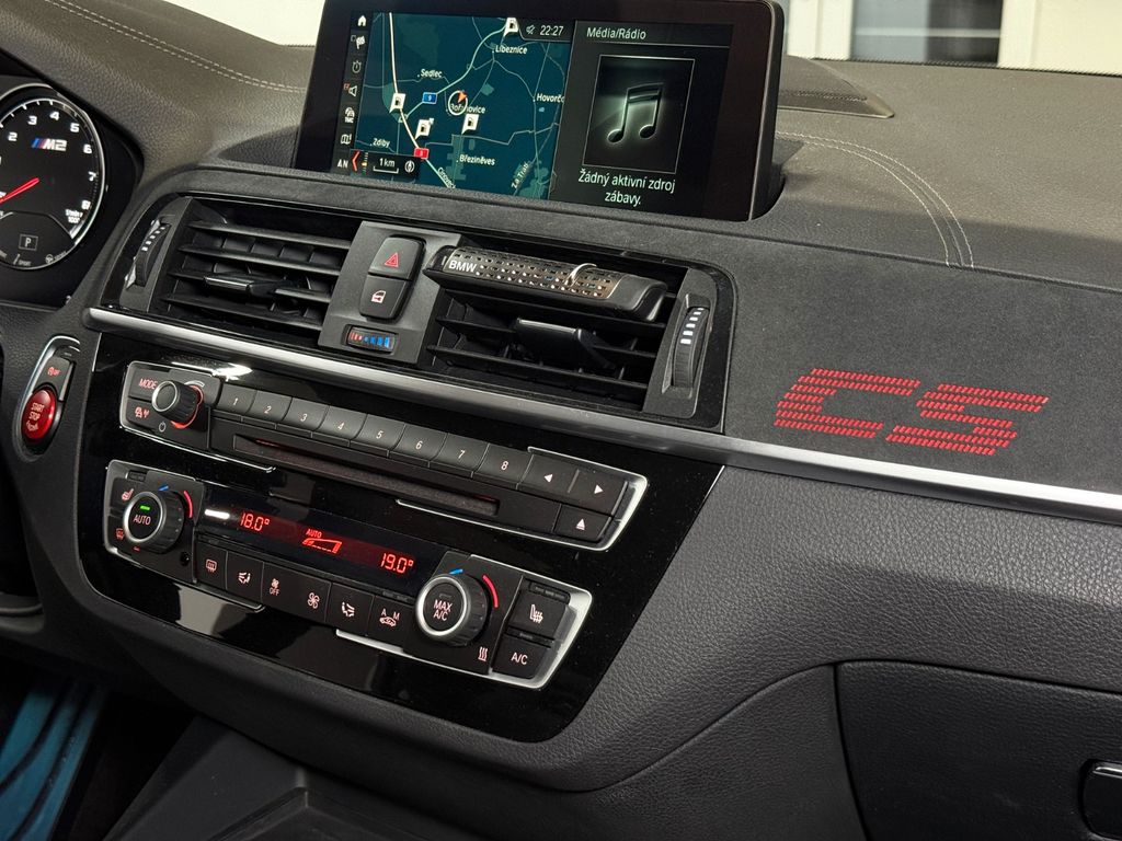 BMW M2 2021