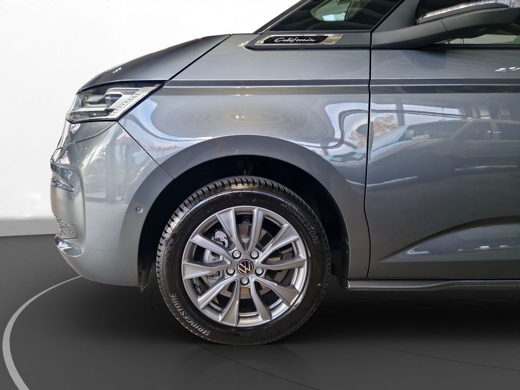 Volkswagen T7 California 2025