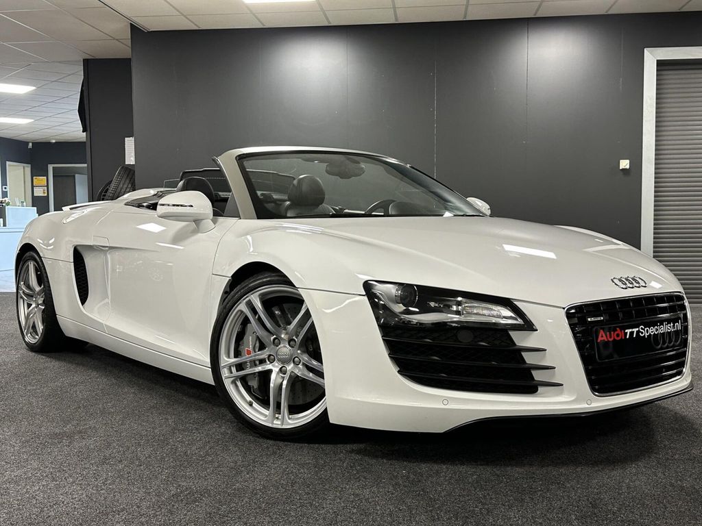 Audi R8 2011
