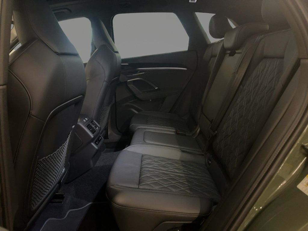 Audi SQ5 2025