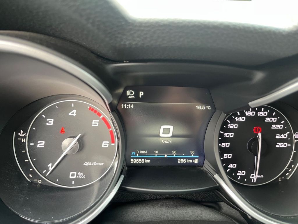 Alfa Romeo Stelvio 2021