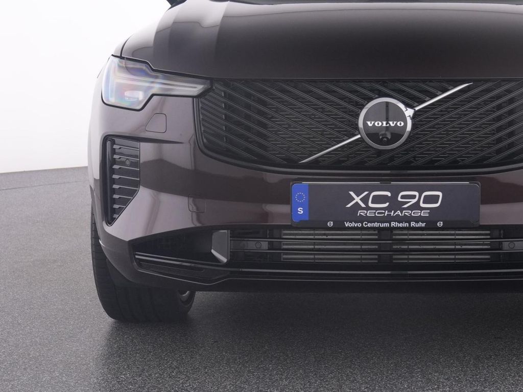 Volvo XC90 2025