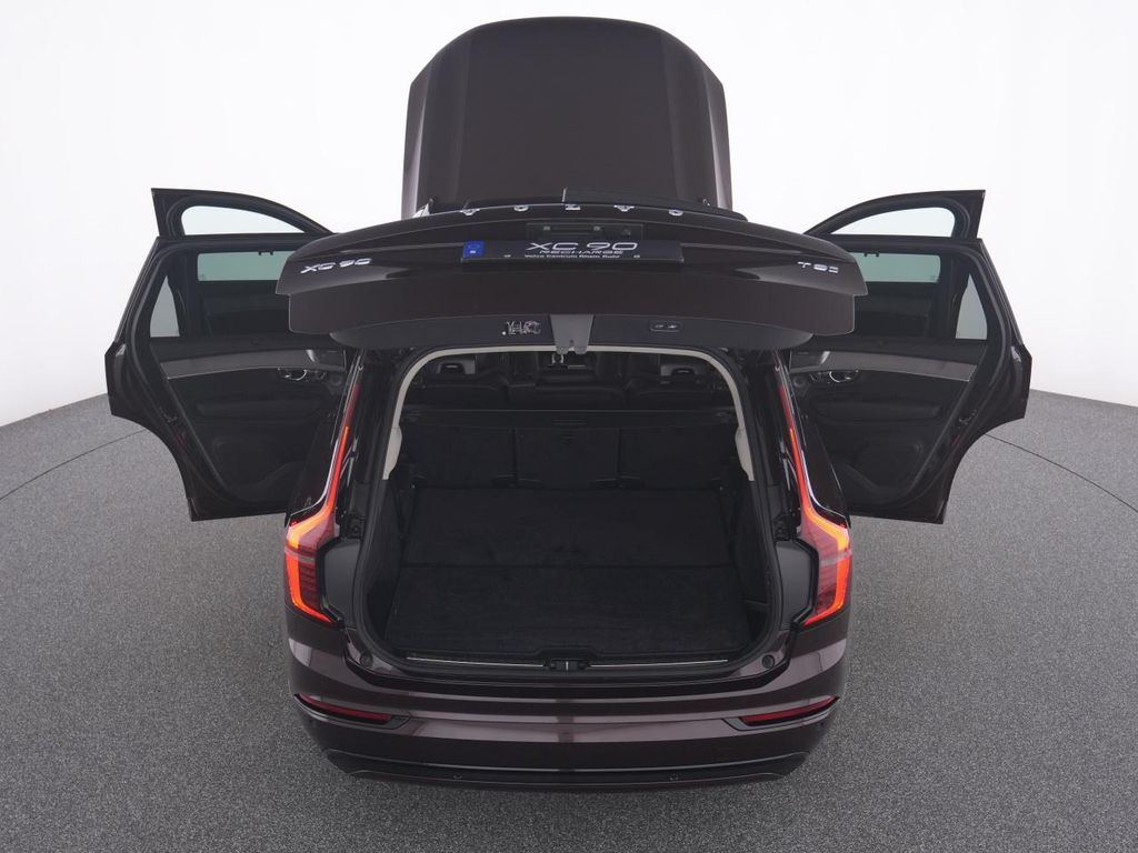 Volvo XC90 2025