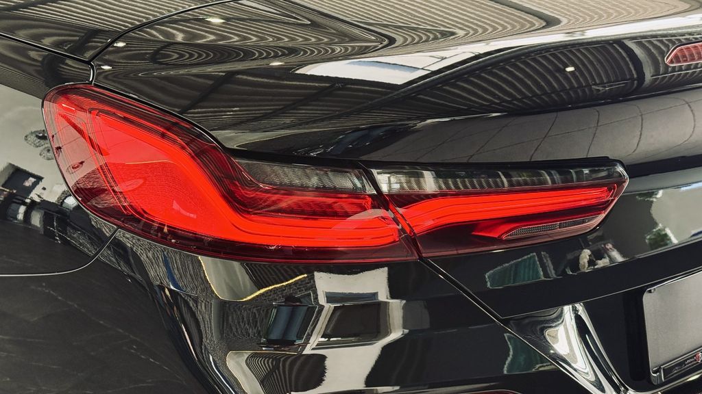 BMW M850 2022