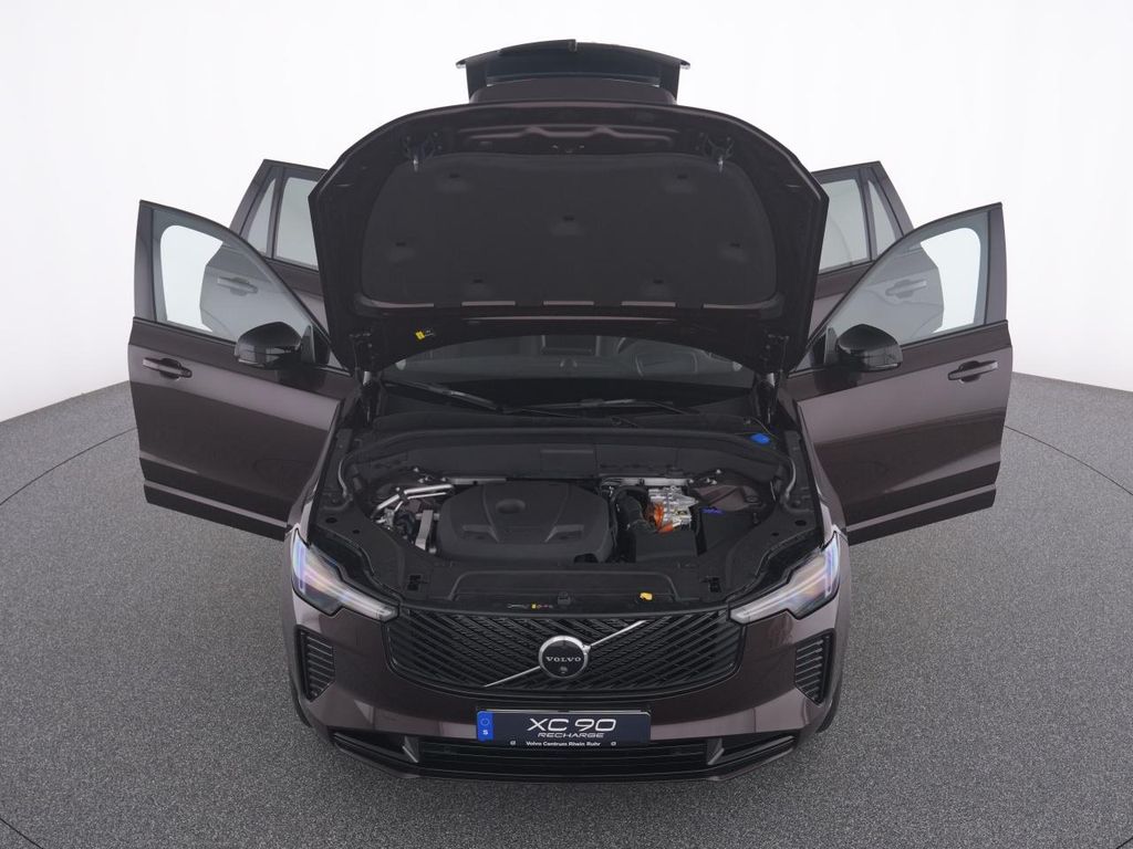 Volvo XC90 2025