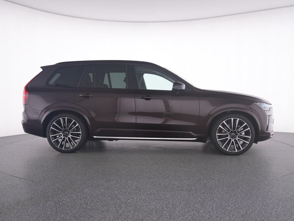 Volvo XC90 2025