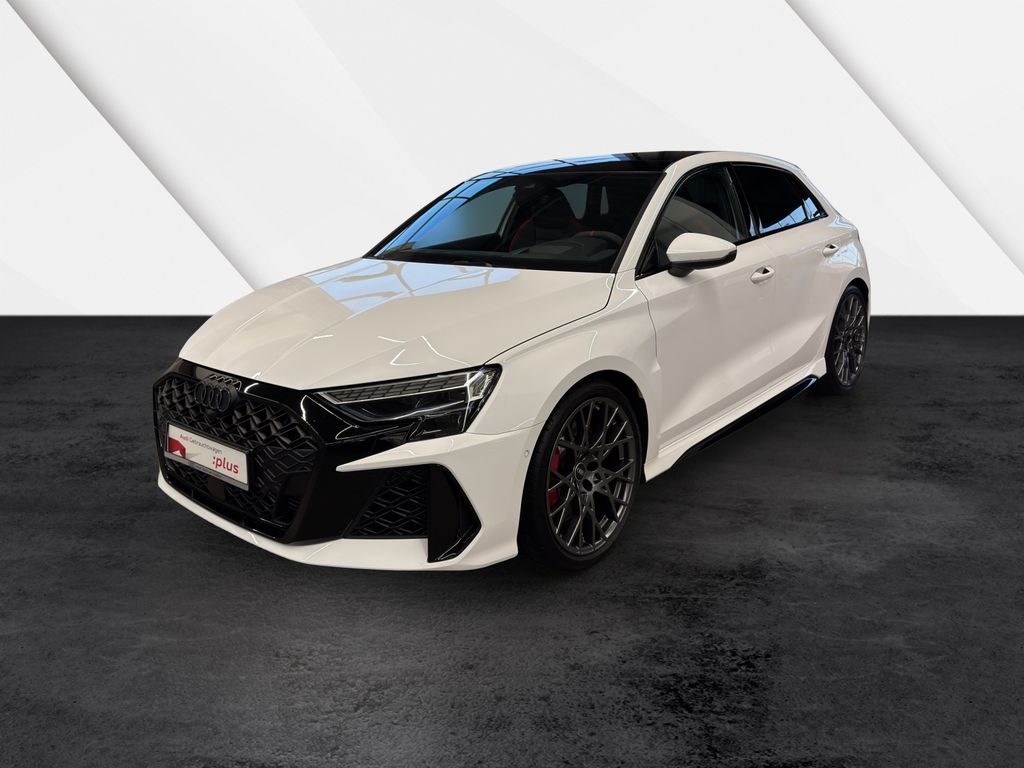 Audi RS3 2025