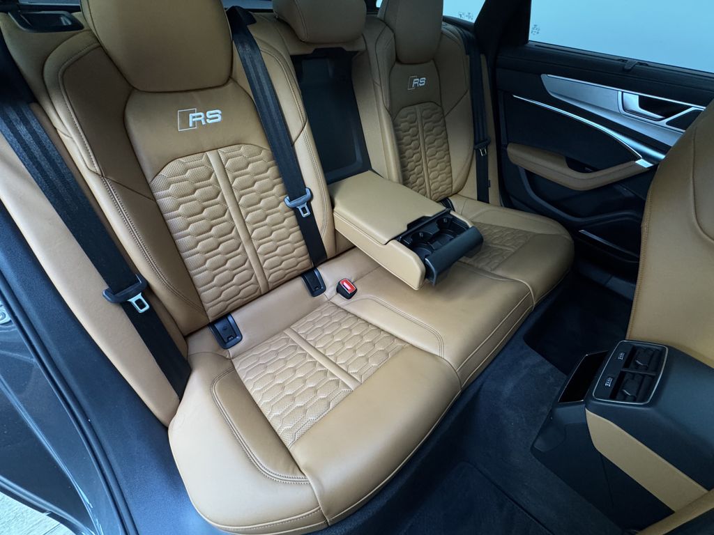 Audi RS6 2023