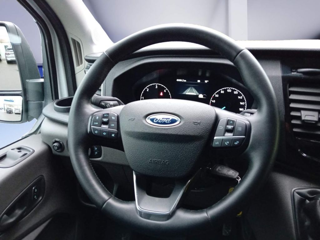 Ford Transit 2024