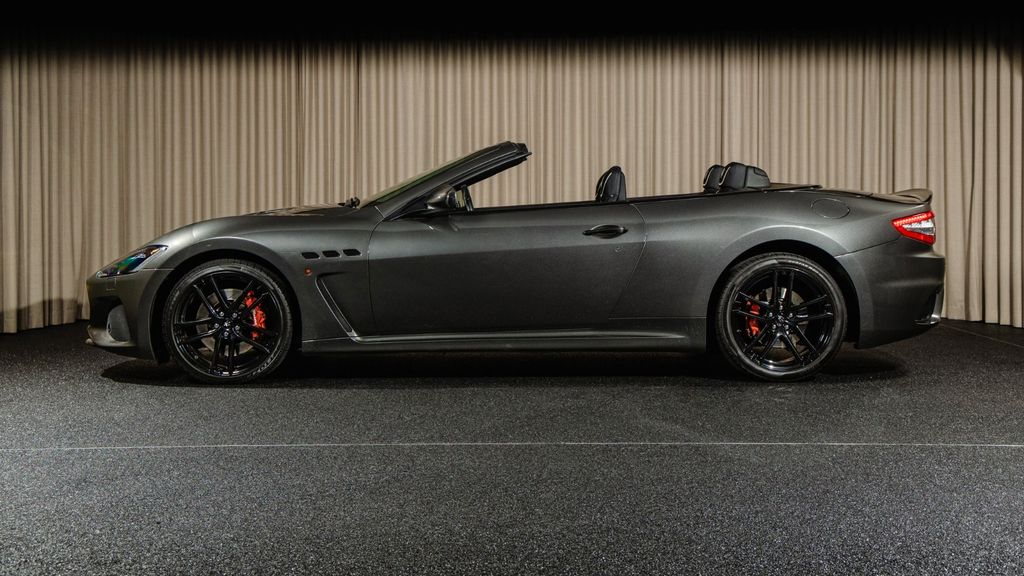 Maserati GranCabrio 2020