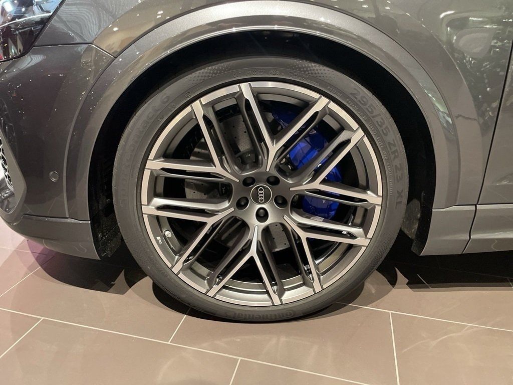 Audi RSQ8 2025