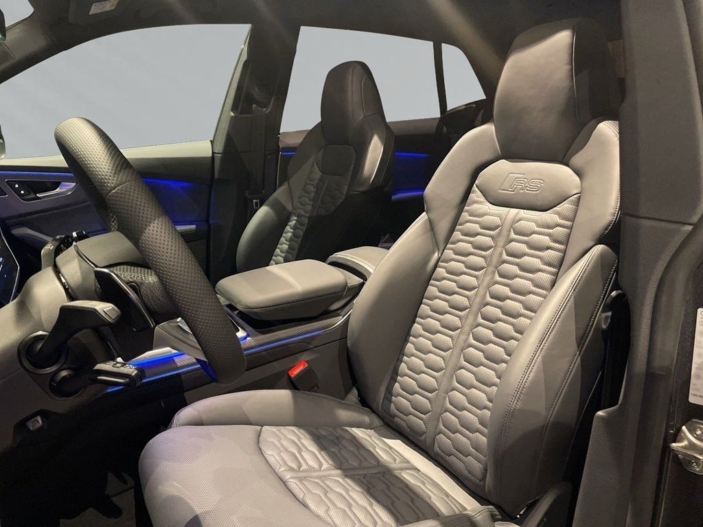 Audi RSQ8 2025
