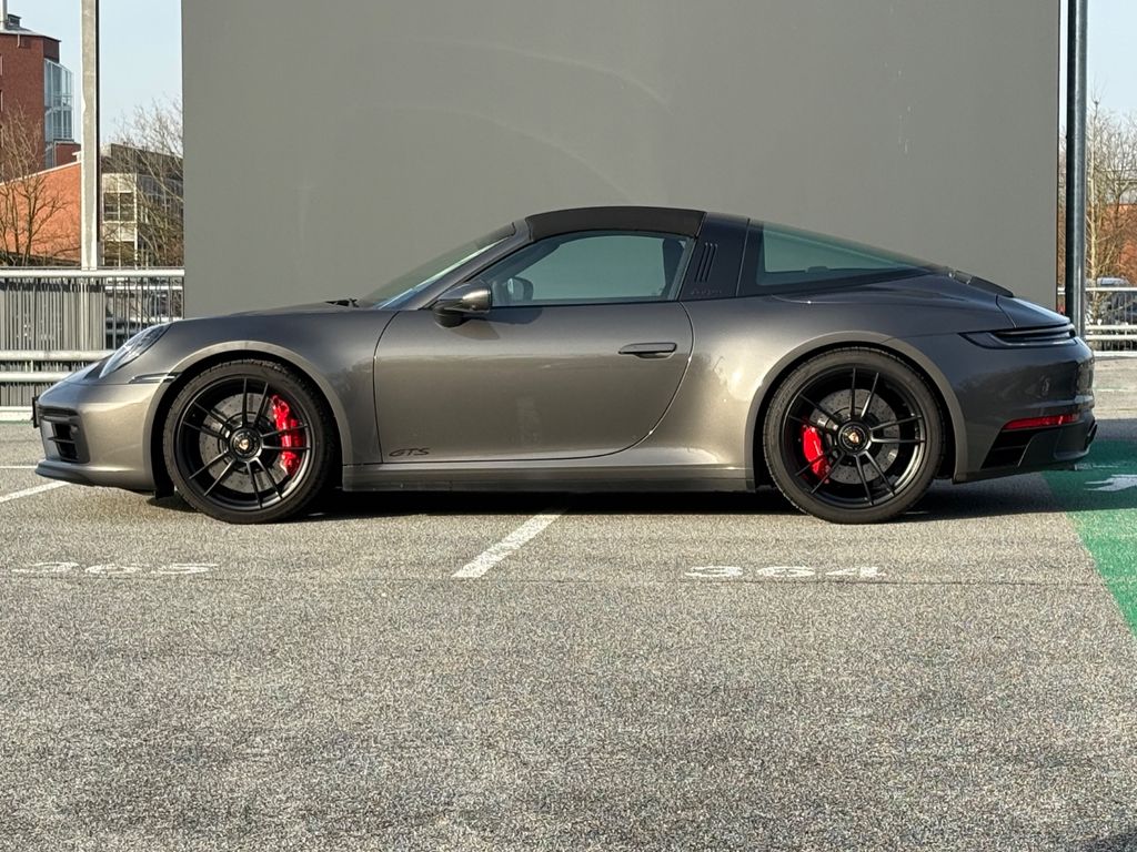 Porsche 992 2022