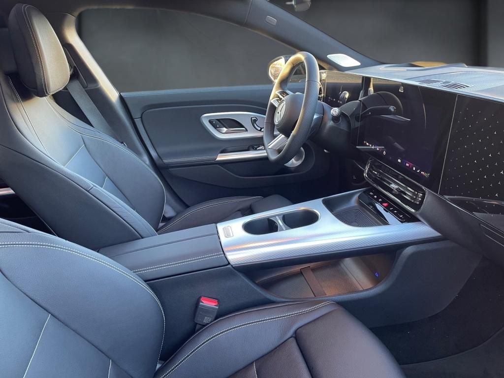 Mercedes-Benz CLA 350 2025