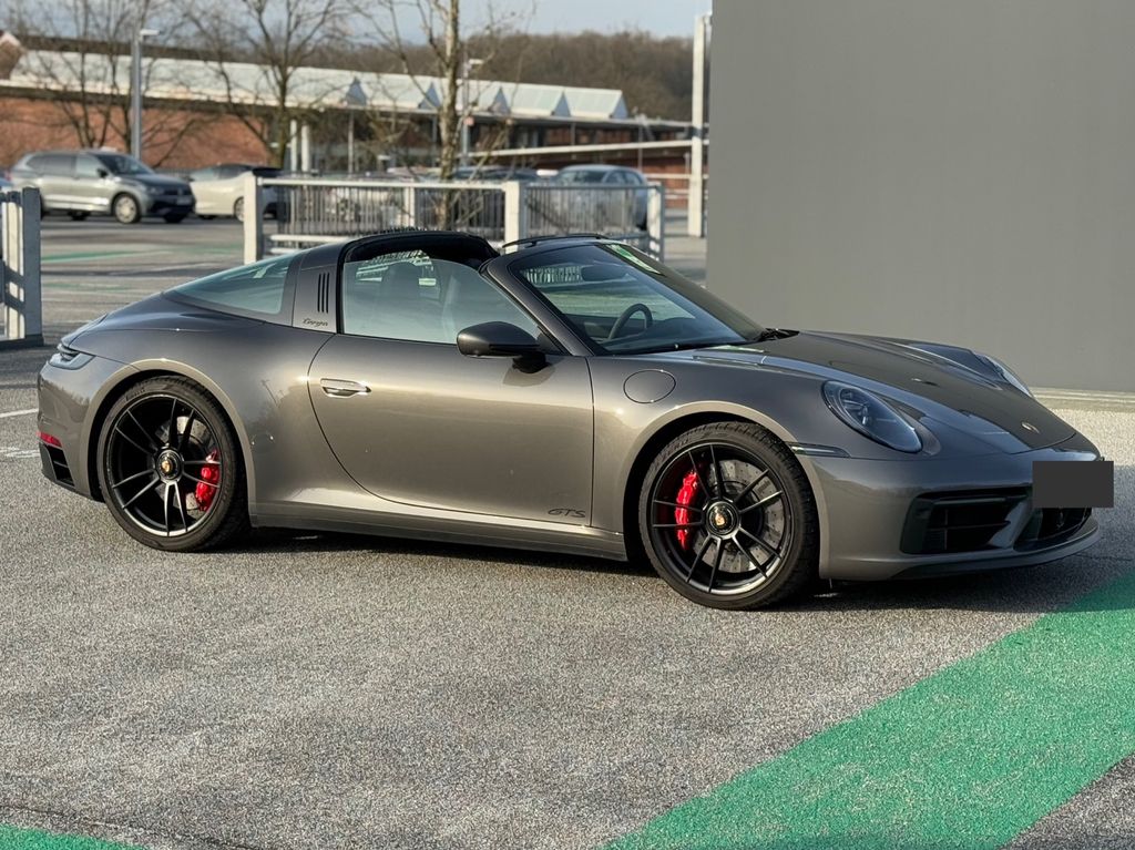 Porsche 992 2022
