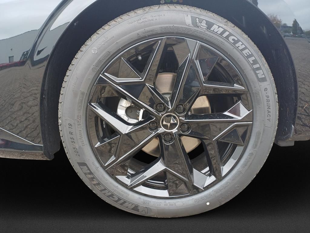 DS Automobiles DS4 2025