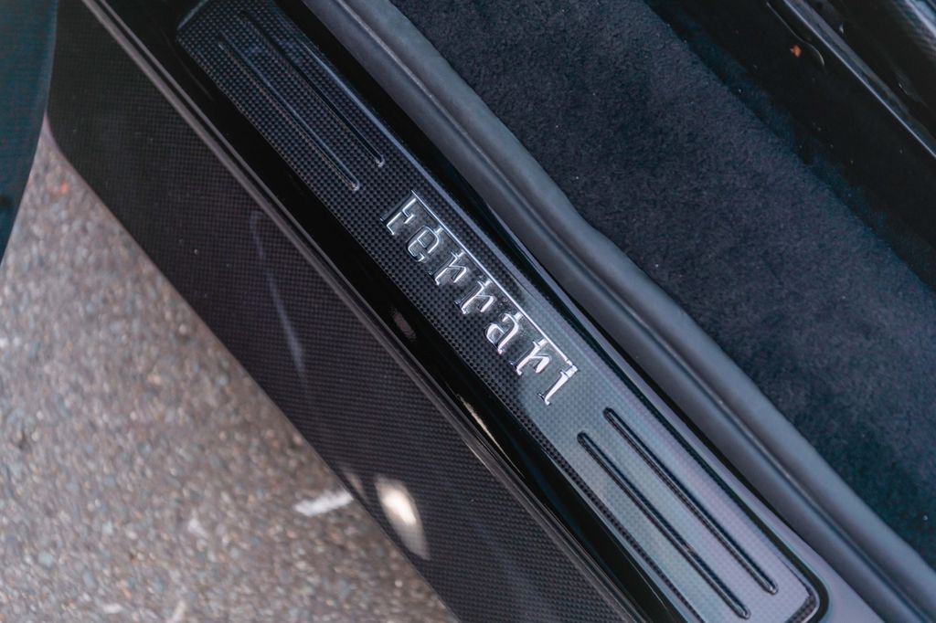 Ferrari 296 GTS 2024