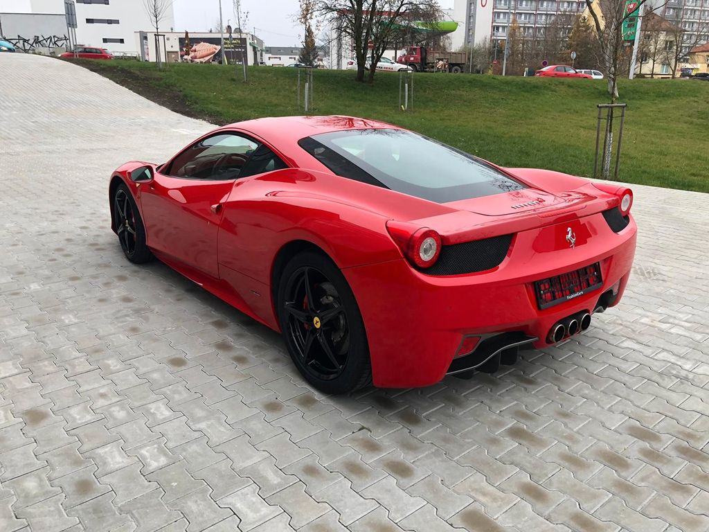 Ferrari 458 2010