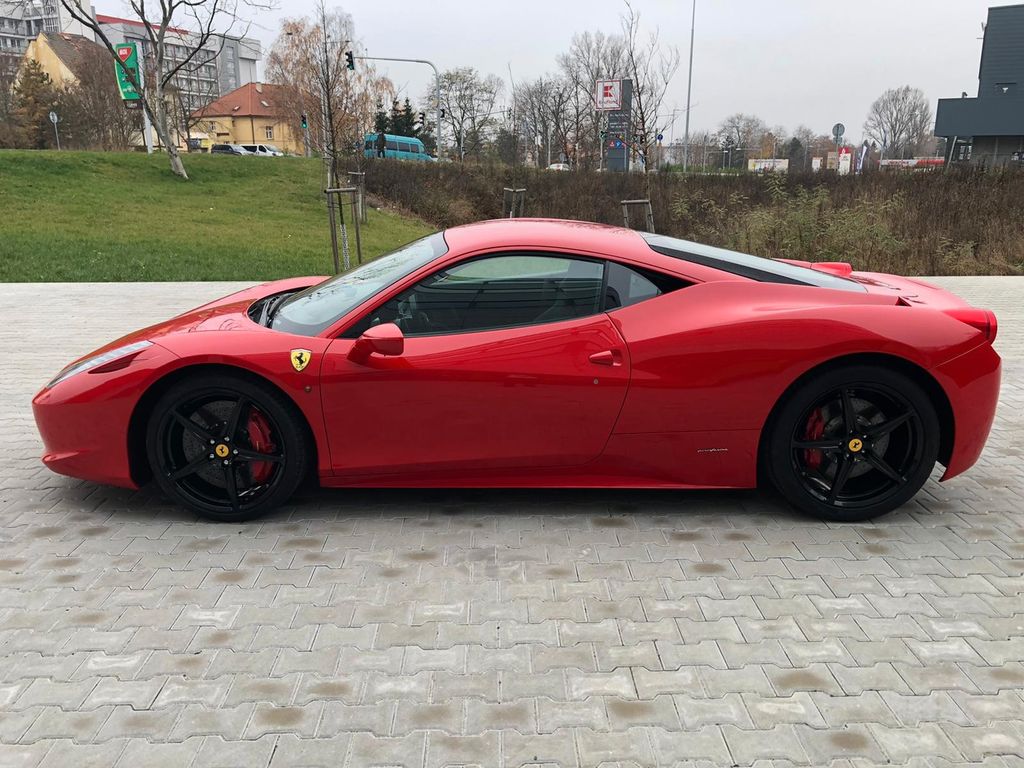 Ferrari 458 2010