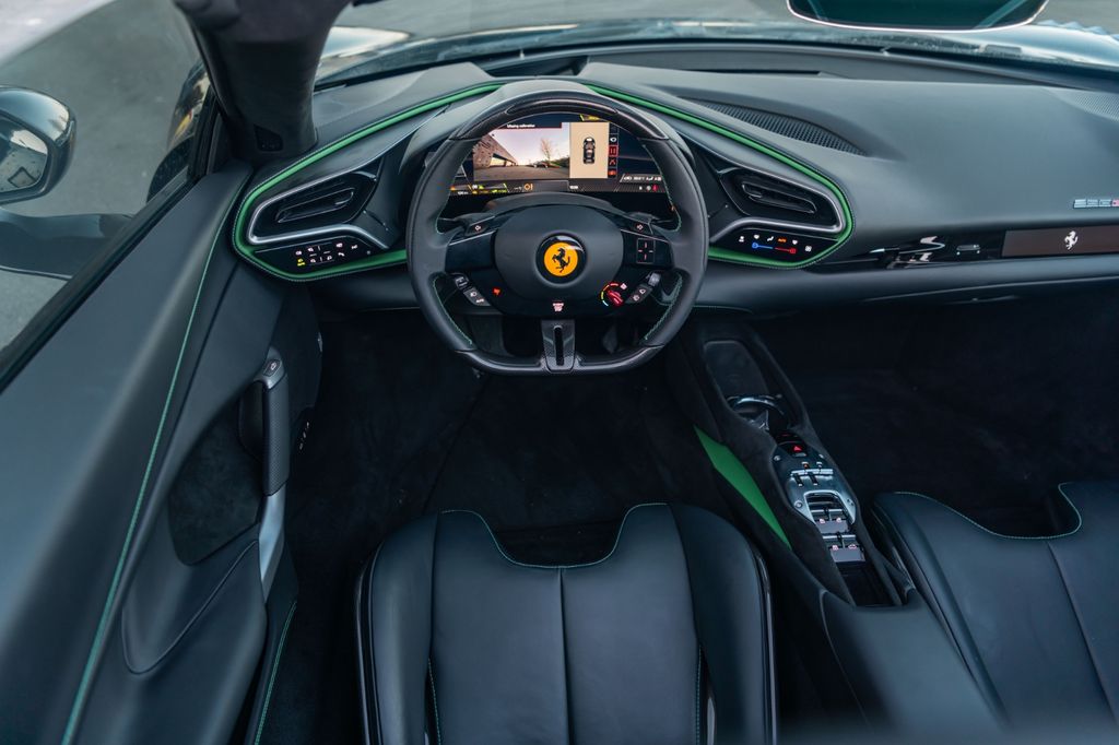 Ferrari 296 GTS 2024