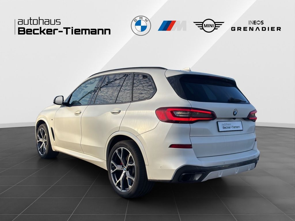 BMW X5 2022