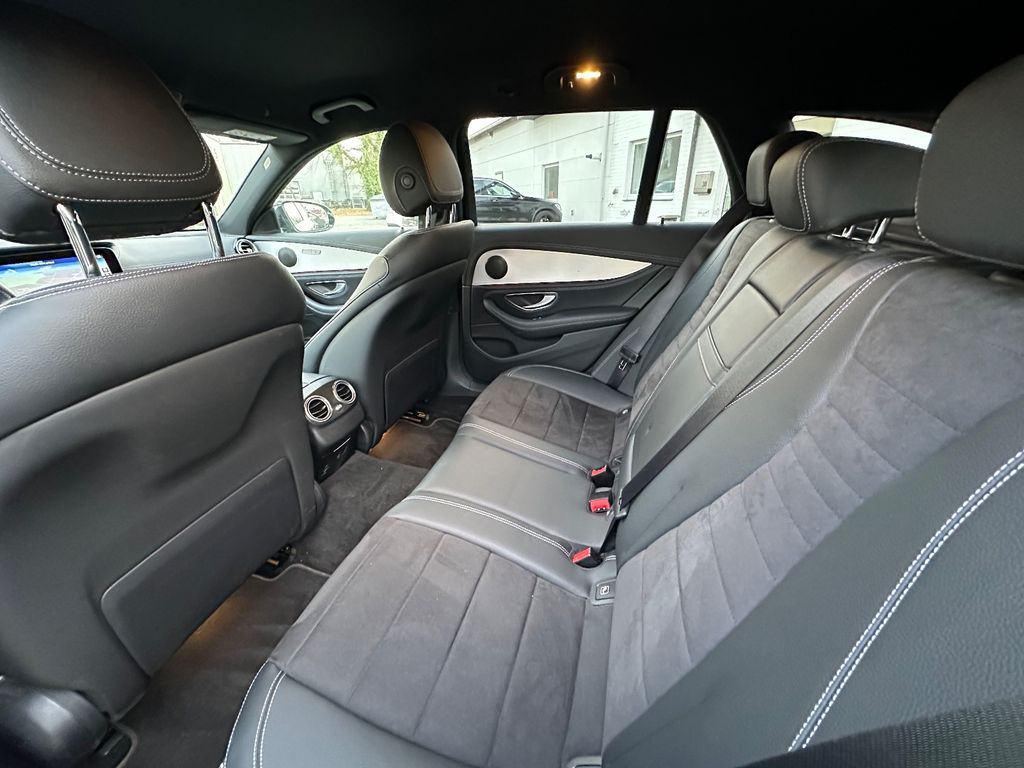 Mercedes-Benz E 300 2021